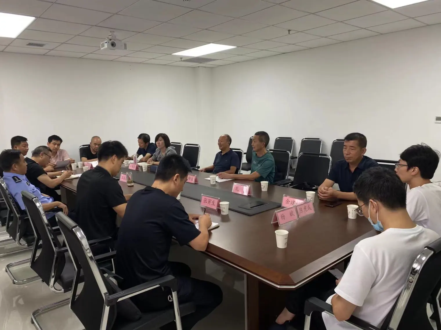 C:\Users\Administrator\Desktop\赴略阳、南郑观摩学习\南郑 (2).jpg