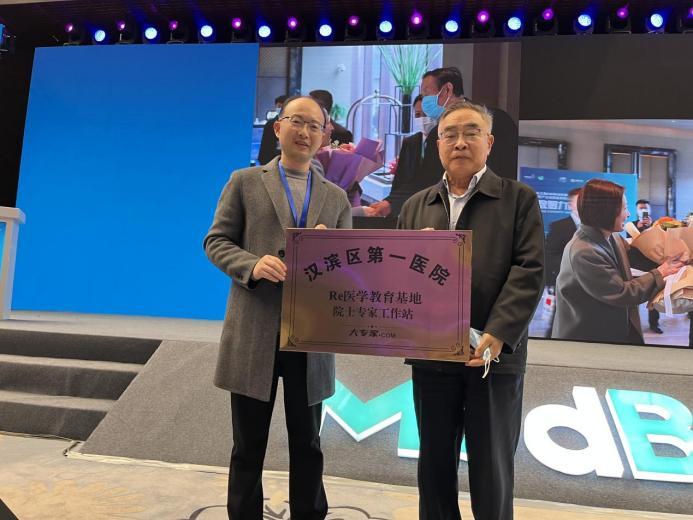 7f09eae5a2a5906df0fba5c6151983b