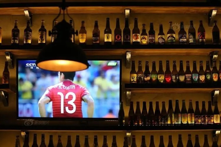 酒吧投放世界杯赛事直况 作者：来源于网络