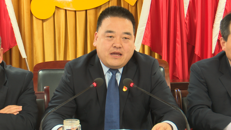 简篇-金渠镇召开2022年度目标责任考核表彰暨开展“三个年”活动动员大会