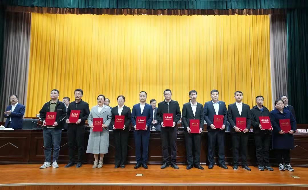 C:\Users\ADMINI~1\AppData\Local\Temp\WeChat Files\715ac73c669fc326f90f9ee030f3eea.jpg