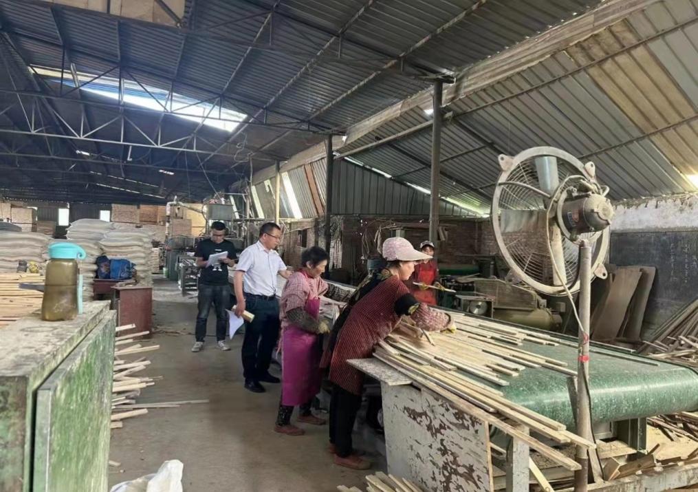 C:\Users\ADMINI~1\AppData\Local\Temp\WeChat Files\100ebdb7df5360d13812d217fd1a375.jpg