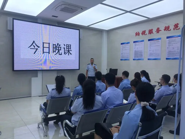 简篇-甘泉县税务局第一税务分局：晨学夕习 以学促行