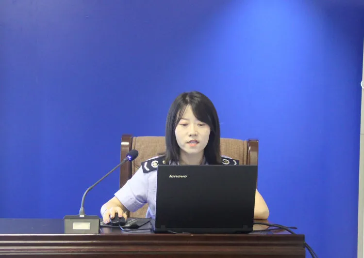 简篇-延长县税务局组织召开税费优惠政策业务知识培训暨专项监督推进会