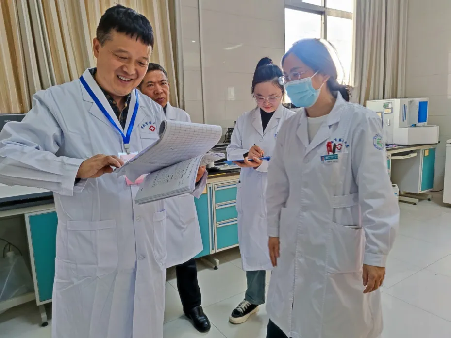 C:\Users\ADMINI~1\AppData\Local\Temp\WeChat Files\432019593e4910e3b767c4ff287c10e.jpg