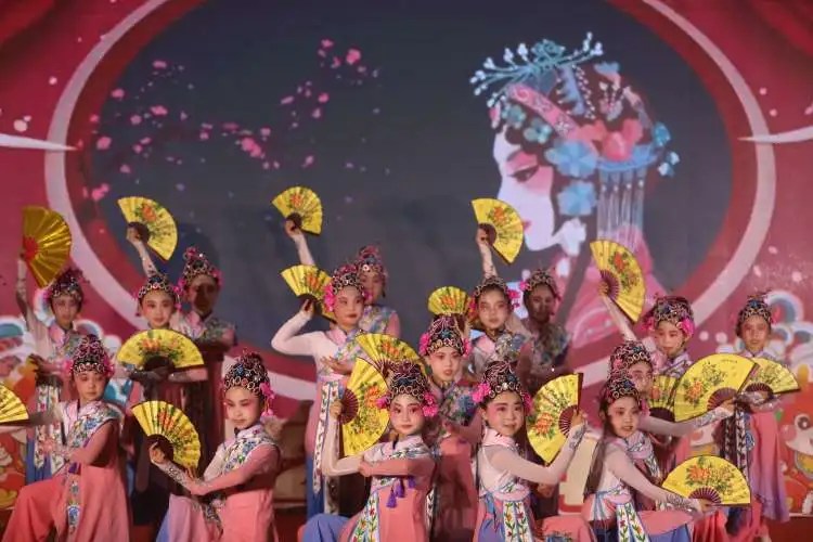 简篇-国家税务总局黄龙县税务局“奋进新时代 启航新征程”暨“弘扬延安精神 勇担时代使命”迎新会