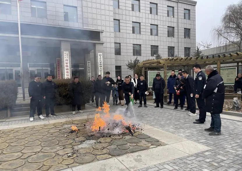 C:\Users\ADMINI~1\AppData\Local\Temp\WeChat Files\b3c28168ea71dea239174932f6a58b0.jpg