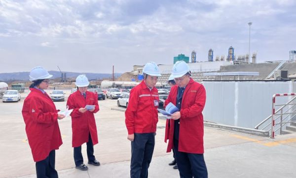 简篇-“税助发展 向新而进”——国家税务总局延川县税务局开展第33个全国税收宣传月活动