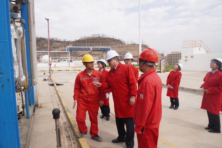 简篇-“税助发展 向新而进”——国家税务总局延川县税务局开展第33个全国税收宣传月活动