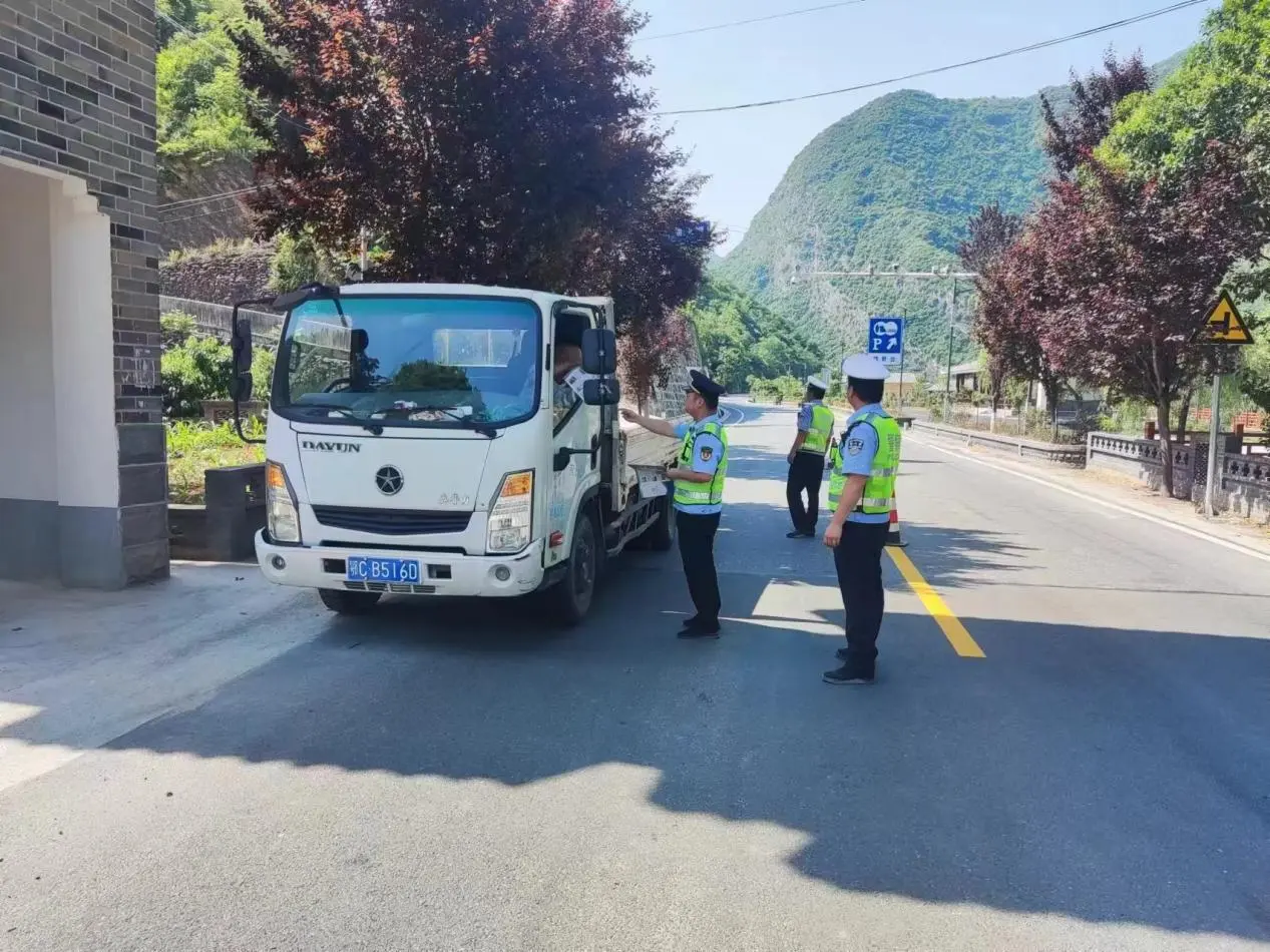 172e1d72ce1f8a6ddde8e0fdeb1b87f