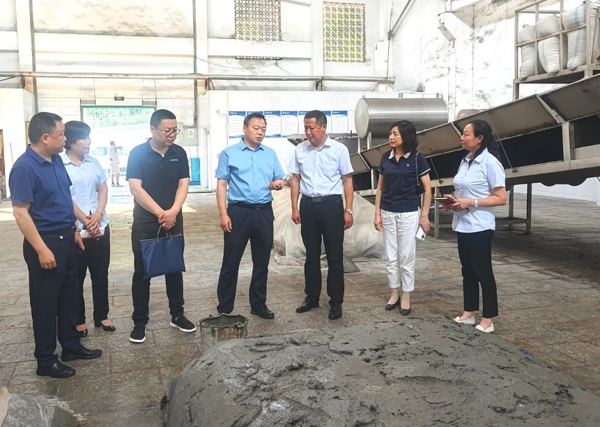 C:\Users\ADMINI~1\AppData\Local\Temp\WeChat Files\10e351a7e730dc6f19925b76ebb9fad.png