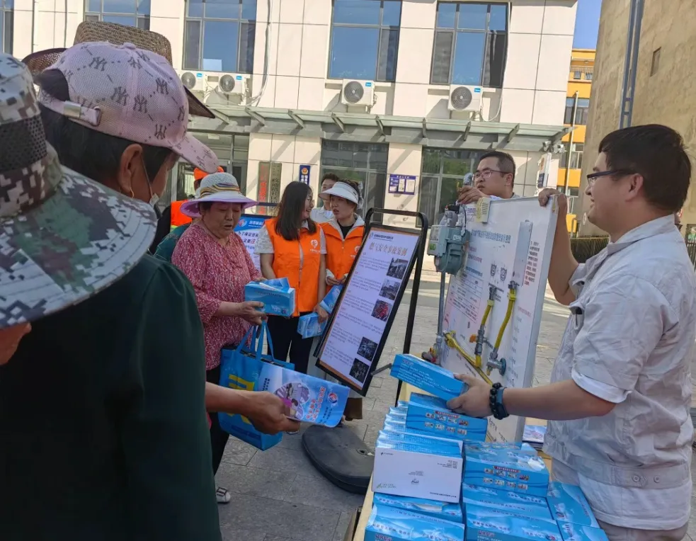 C:\Users\ADMINI~1\AppData\Local\Temp\WeChat Files\c575fabd26fcf9c80e575870836a6a4.jpg