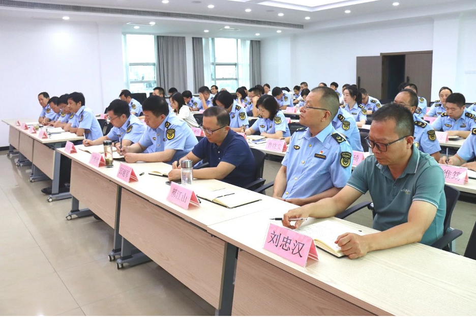 C:\Users\ADMINI~1\AppData\Local\Temp\WeChat Files\c6a7ce2b8a04d3c5be96b021e6c0a2c.png