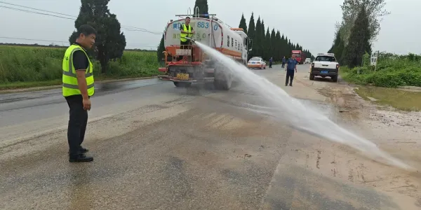 04315c0eeeda3ffa21cd7ca80eb6a2fb