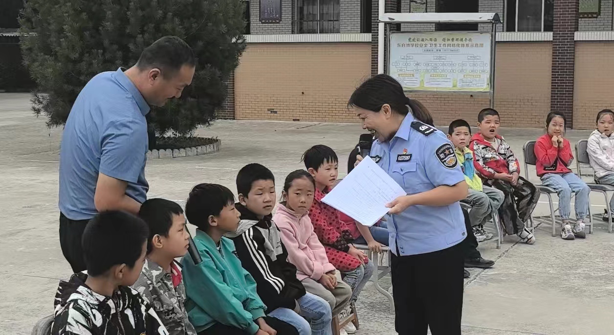 C:\Users\ADMINI~1\AppData\Local\Temp\WeChat Files\e9d0998b7318ebf9b006d1a8adda7cf.jpg