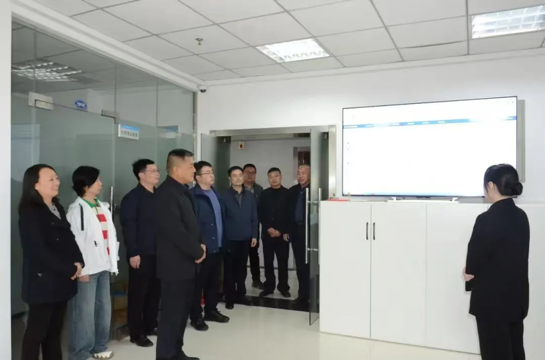 C:\Users\ADMINI~1\AppData\Local\Temp\WeChat Files\a4f17f3227cb2eb55b2b5cb0ce72f19.jpg