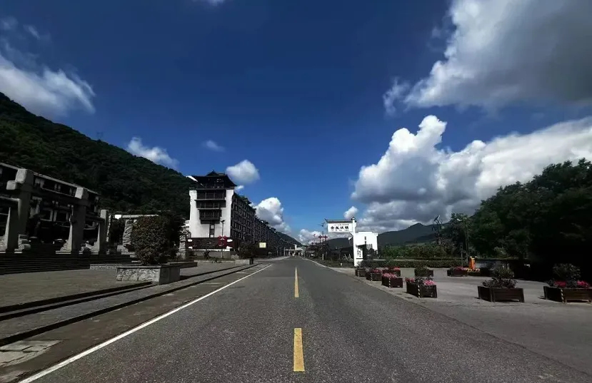 C:\Users\ADMINI~1\AppData\Local\Temp\WeChat Files\27a5a53bffac95cfad4470c7d87160a.png