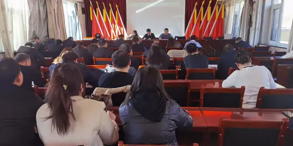 简篇-李渠镇举办科级及以下干部、党员学习贯彻党的二十届三中全会精神培训班