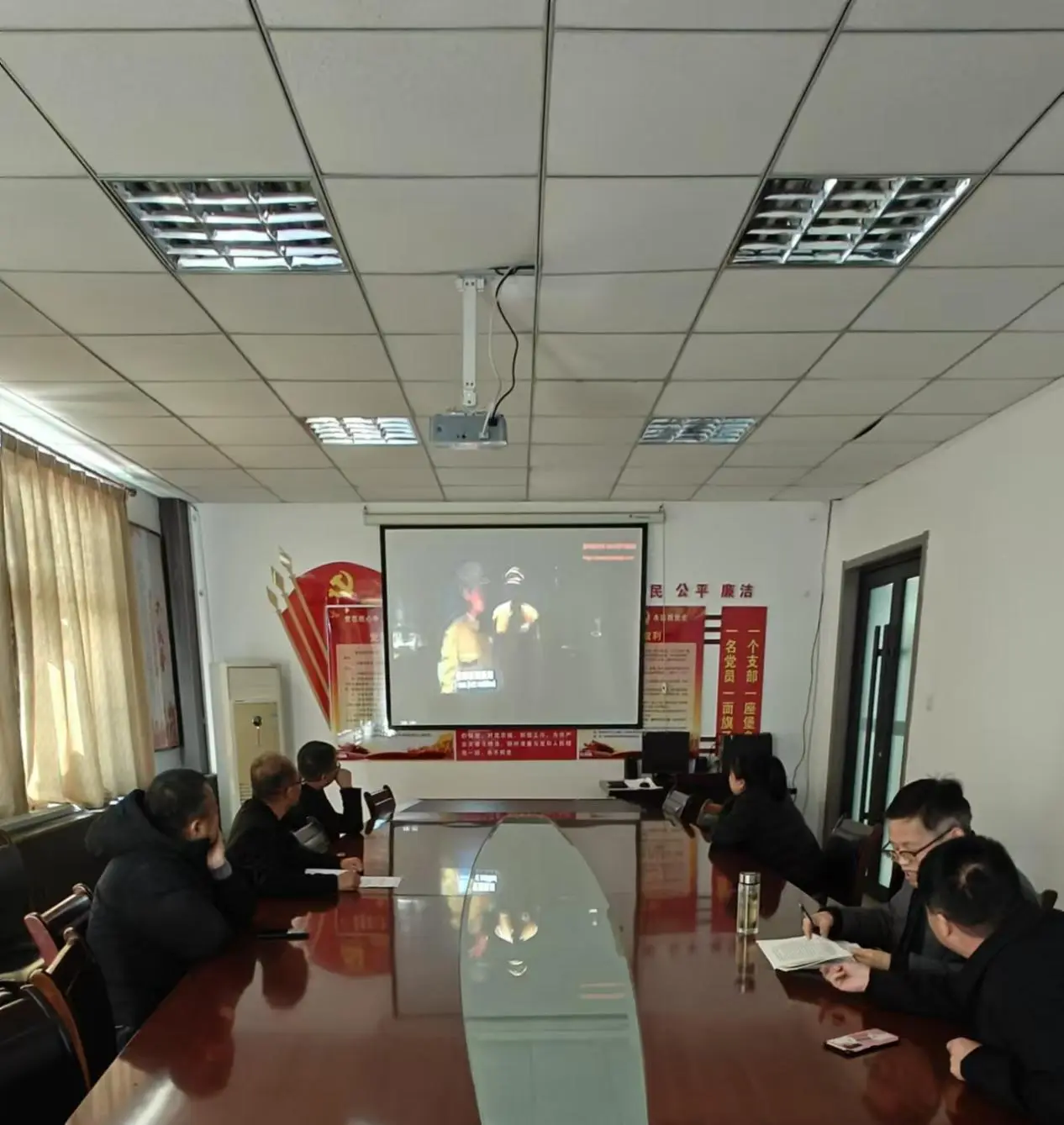 3f01a124b4e65d99af69a56120accca8