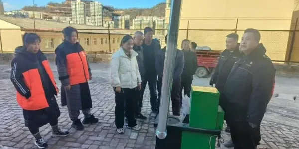 简篇-杜甫川社区开展大气污染 专项治理行动