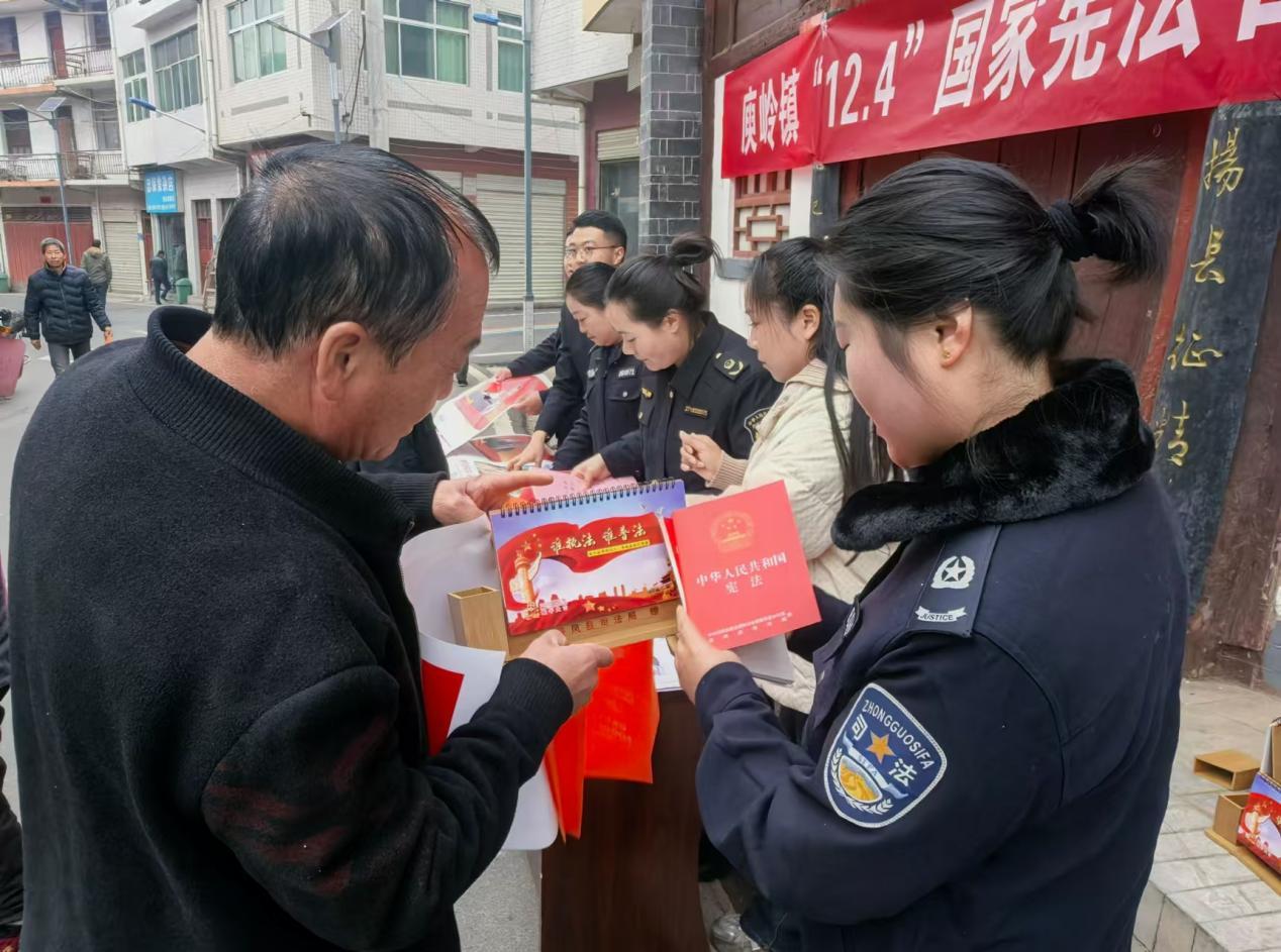 06b36c85e63cb0b4c0ff76b12b0632b