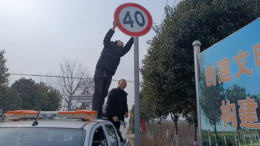 f8090fc1f7e8e80b23d2138aaa93cf3d