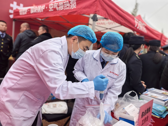 D:\Documents\WeChat Files\wxid_93fnk9ywzkz311\FileStorage\Temp\3a7bd41fdab26a264e69026929f5da51.png