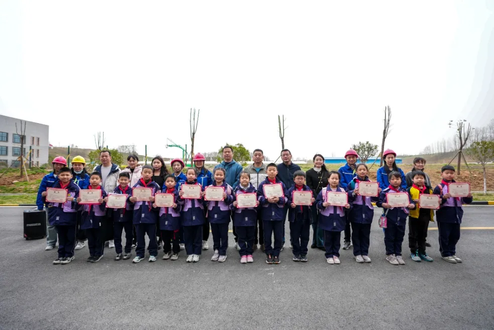 C:\Users\ADMINI~1\AppData\Local\Temp\WeChat Files\5176a2b96ce57180f4ec4628a27fbc6.jpg