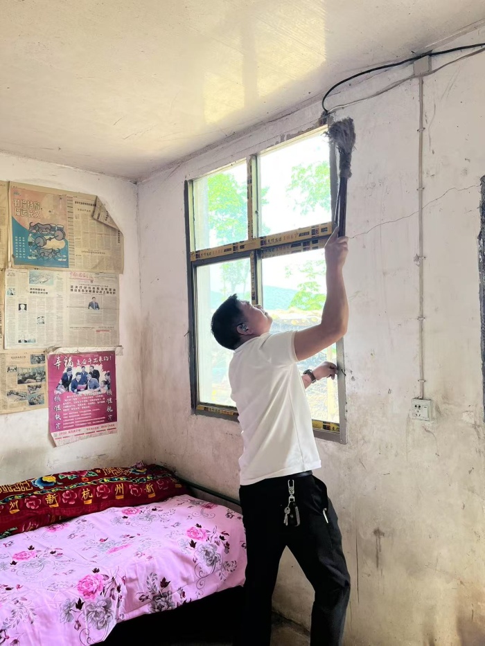 5ef2502c4ecc9d50f400fc6977f4846