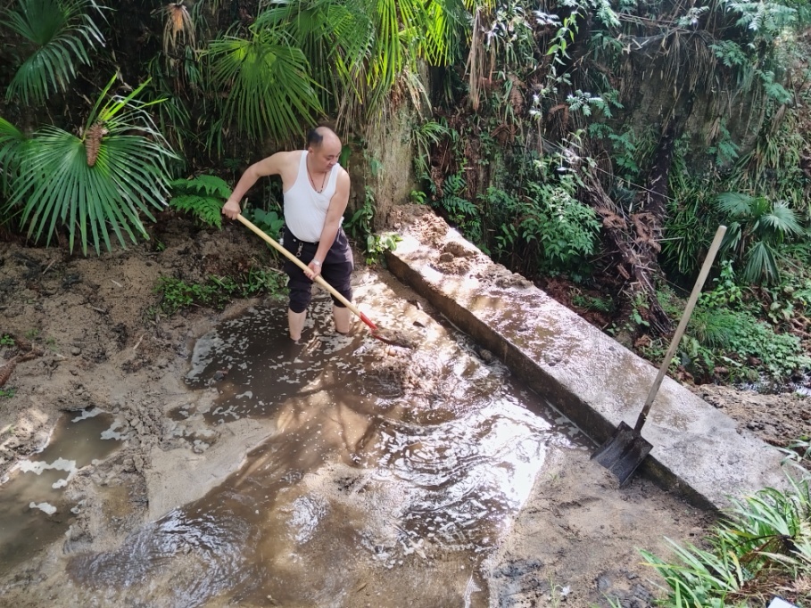 C:\Users\ADMINI~1\AppData\Local\Temp\WeChat Files\6e7d93834f8d2af4054e5f6651d3519.jpg