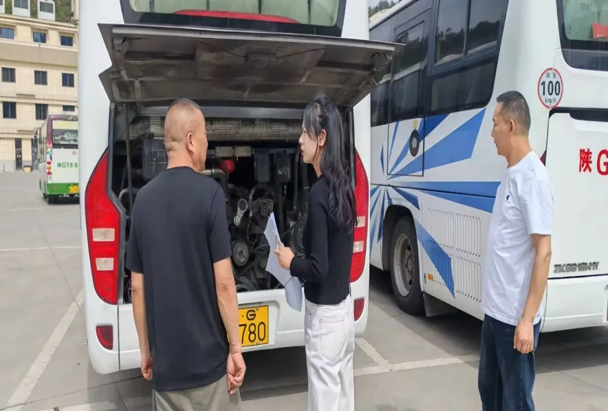 D:\Documents\WeChat Files\wxid_93fnk9ywzkz311\FileStorage\Temp\cbbfcd7d8de70ef5e9a56fcce77c7ebd.jpg