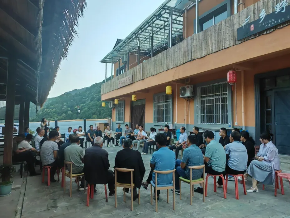 C:\Users\ADMINI~1\AppData\Local\Temp\WeChat Files\6ab5b9ea37fb9c9ed3a44be4e15c573.jpg