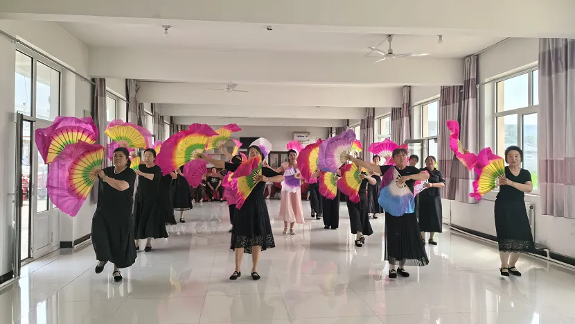 C:\Users\ADMINI~1\AppData\Local\Temp\WeChat Files\92ce64a50db599376790f746378b6df.png