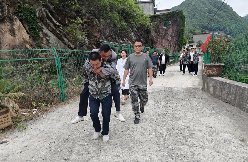 C:\Users\ADMINI~1\AppData\Local\Temp\WeChat Files\3d37d832cc342a58d7a2217cad6a3d2.png