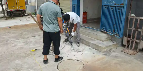 C:\Users\Administrator\Desktop\岳坝镇：锲而不舍落实中央八项规定精神 聚力为民解难题办实事\微信图片_20250714164403.jpg