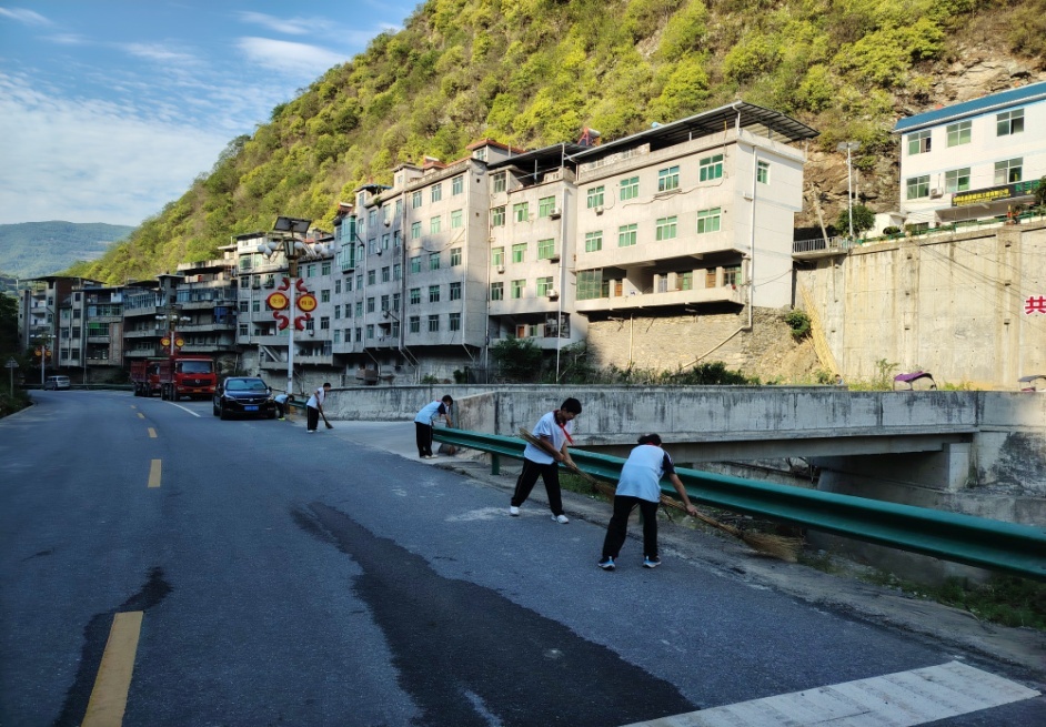 C:\Users\ADMINI~1\AppData\Local\Temp\WeChat Files\eece476bd2f6ac86b23818419ed3014.jpg