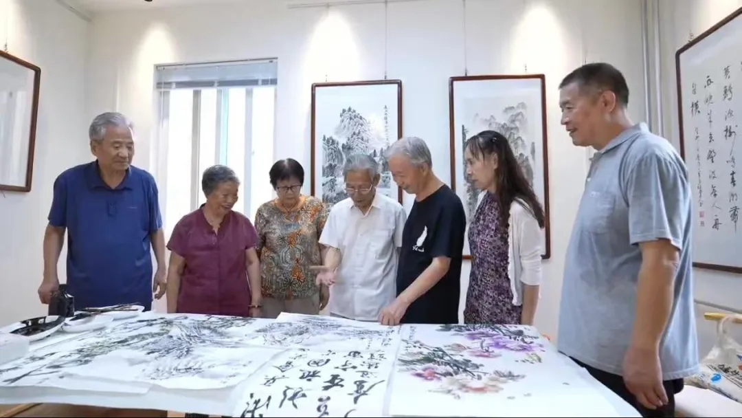 D:\Documents\WeChat Files\wxid_93fnk9ywzkz311\FileStorage\Temp\5b1fe62d33a5c3083147144ac837f8a6.png