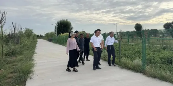 C:\Users\ADMINI~1\AppData\Local\Temp\WeChat Files\4ec7a8086d9cc72a1b51c4dcf101ebc.png