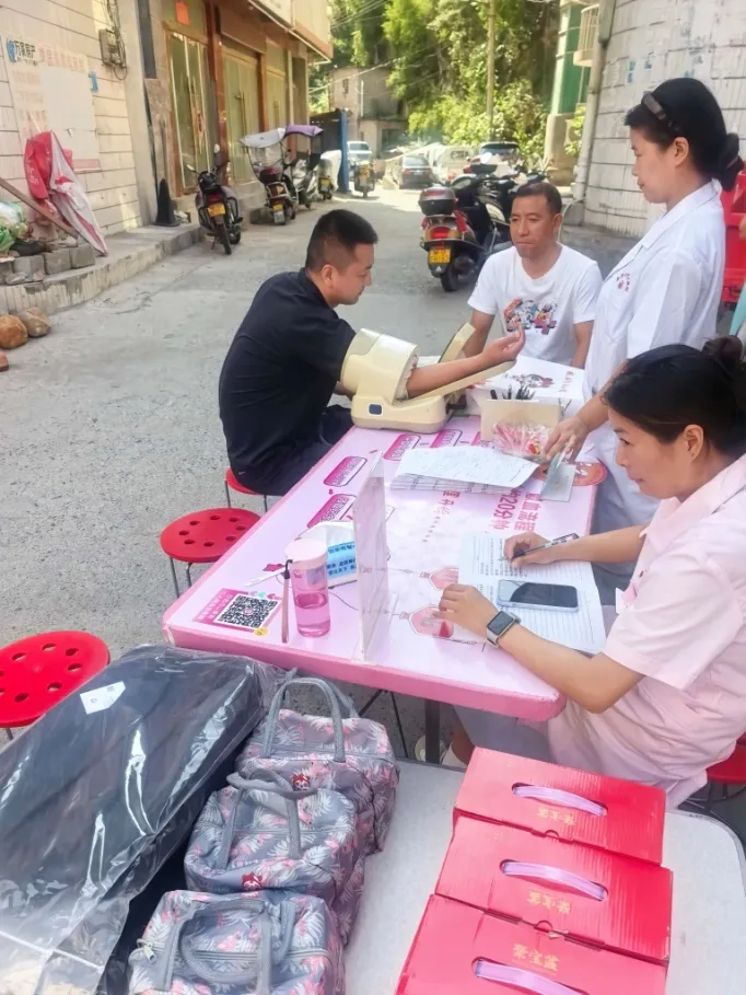 C:\Users\ADMINI~1\AppData\Local\Temp\WeChat Files\a08927f61ff835faf1241e9c8825066.jpg