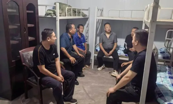 D:\Documents\WeChat Files\wxid_93fnk9ywzkz311\FileStorage\Temp\7864926edc6926f30ec31358dd2afeac.jpg