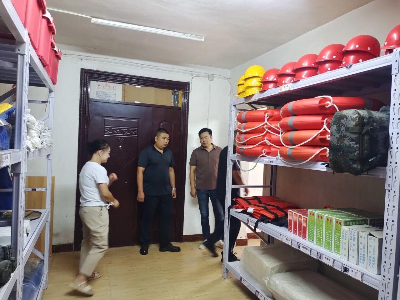 D:\Documents\WeChat Files\wxid_93fnk9ywzkz311\FileStorage\Temp\ade099beb72fbdda814aede1669a0b1d.jpg