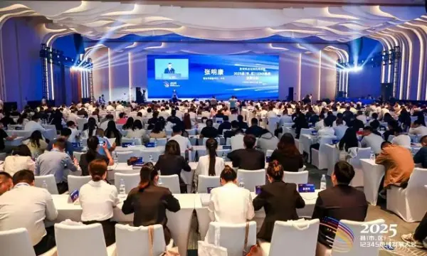 C:\Users\ADMINI~1\AppData\Local\Temp\WeChat Files\6afd69ad787f3fd1bbb219c00719afb.jpg