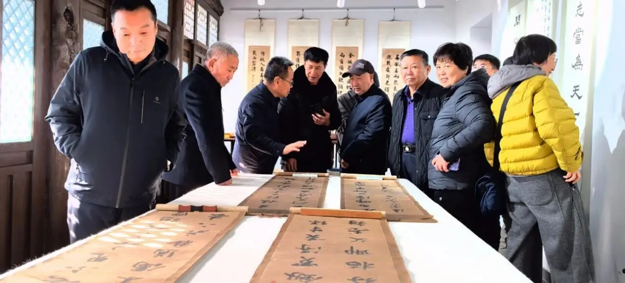 4890c0f94d25e01a4d263c38163f15ba