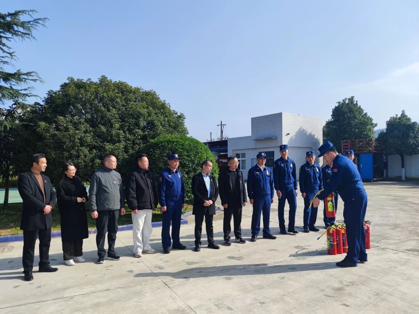 C:\Users\ADMINI~1\AppData\Local\Temp\WeChat Files\926988ad4698a66704ebc8388851be1.jpg