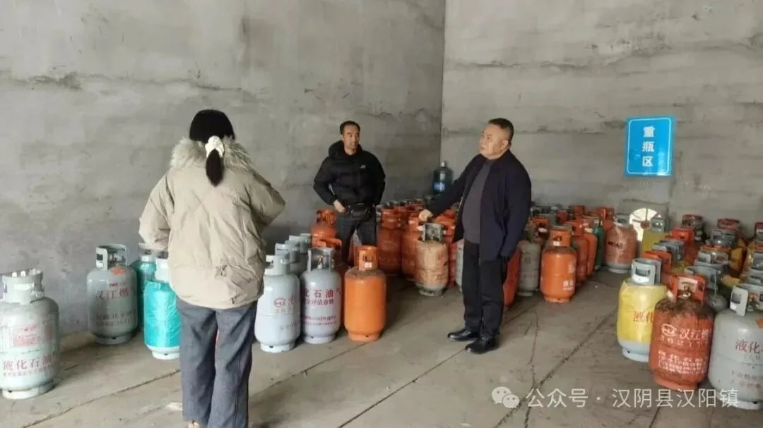 C:\Users\ADMINI~1\AppData\Local\Temp\WeChat Files\08ac6f9915a60d16fc2aec4500a8821.jpg