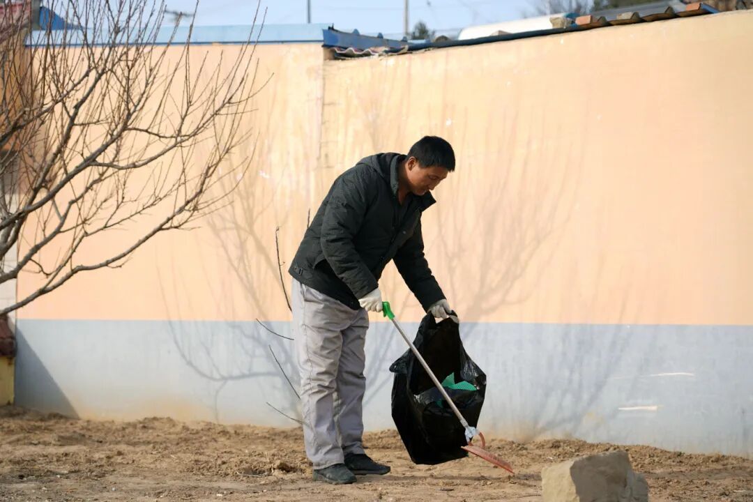 C:\Users\ADMINI~1\AppData\Local\Temp\WeChat Files\80692bafa35840db32ed3588d061a61.jpg