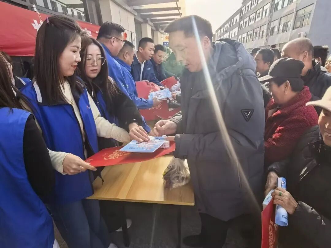 C:\Users\ADMINI~1\AppData\Local\Temp\WeChat Files\af535464e7f825173149b450710c1f6.jpg