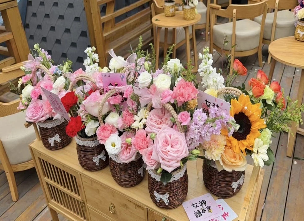 C:\Users\ADMINI~1\AppData\Local\Temp\WeChat Files\b82359a66d0f6c696a946213c9b941d.jpg