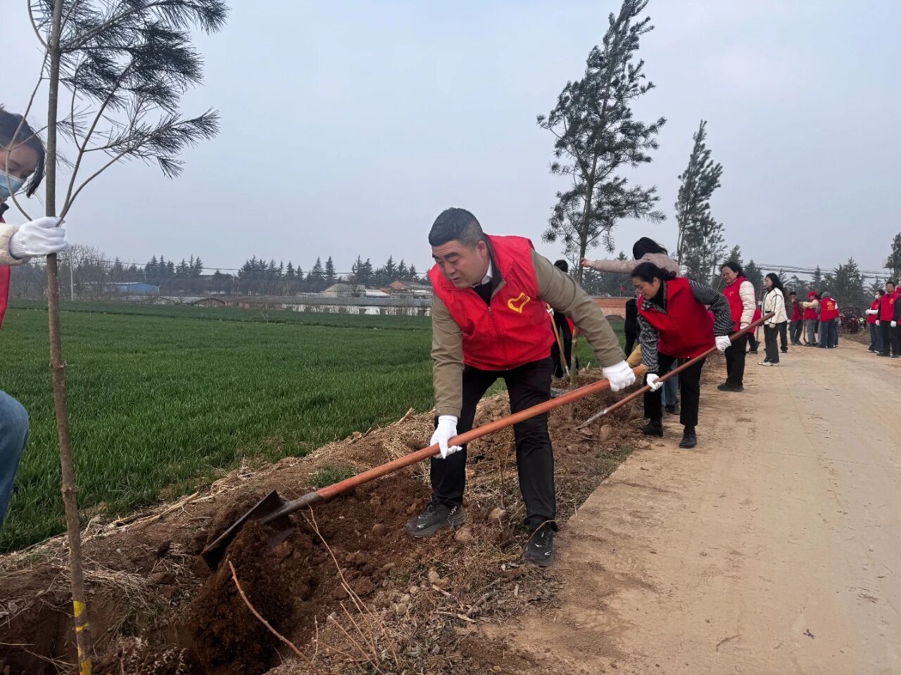 C:\Users\ADMINI~1\AppData\Local\Temp\WeChat Files\6252396dcddf886a87097d96e4585ea.jpg