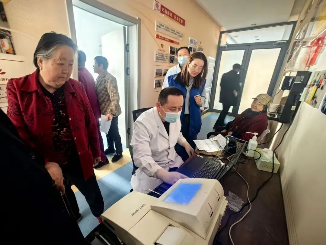 C:\Users\ADMINI~1\AppData\Local\Temp\WeChat Files\a076a86b47ae439da999262fa9fdebd.jpg